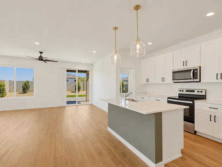18128 W Soft Wind Dr — Photo 6