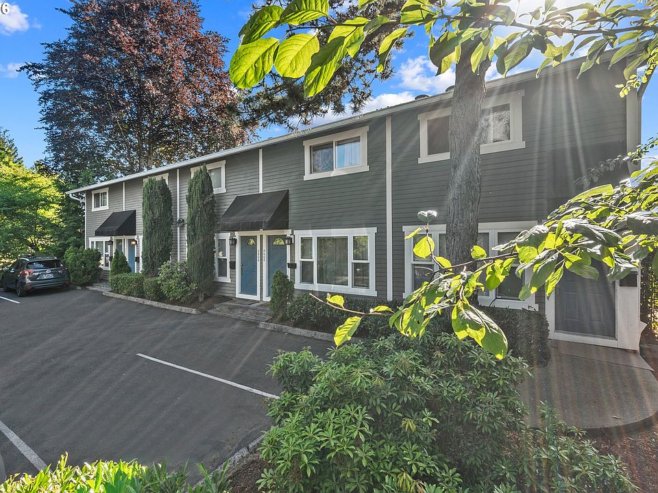 1st image of 2602 SE 25th Ave