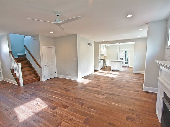 4th image of 1210 Maryland Ave