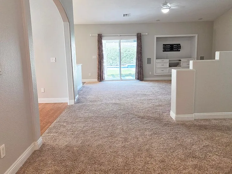 6029 Cocktail Dr — Photo 9
