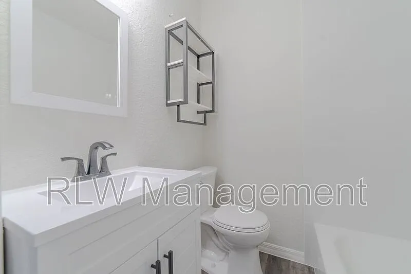 1 bed, 1.0 bath, 620 sqft, $1,100 — Photo 3
