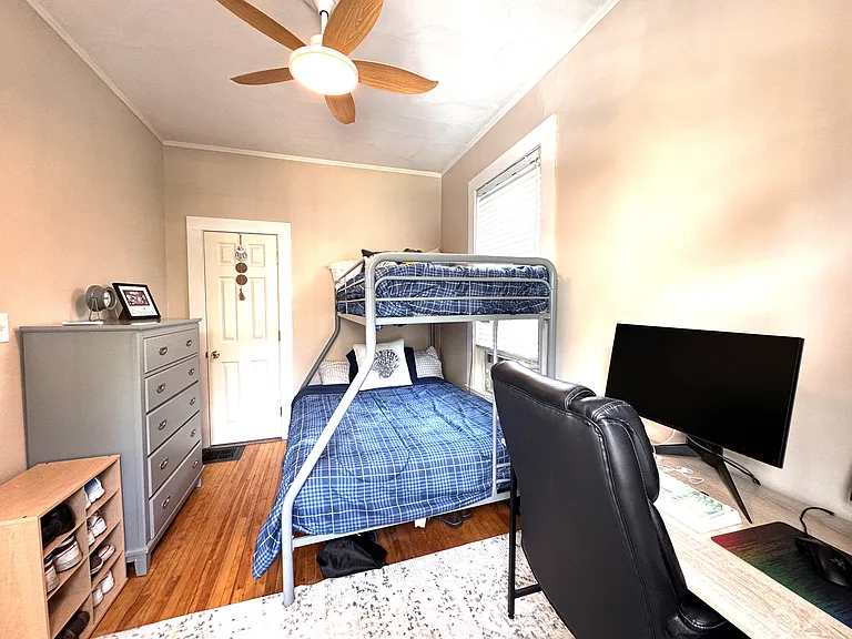 36 Wallis St #2 — Photo 9