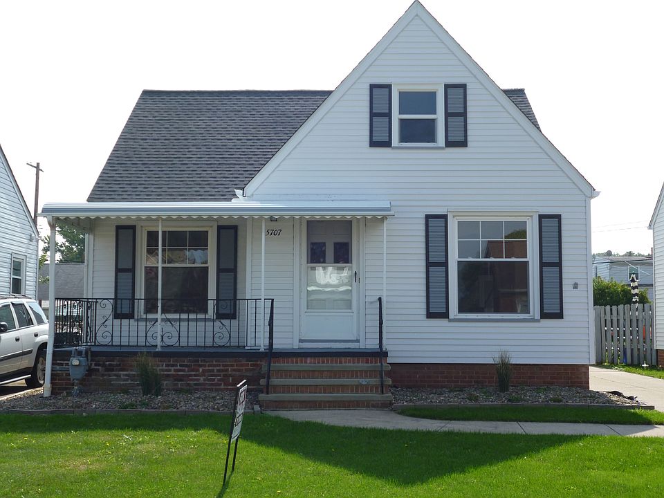 1st image of 5707 Luelda Ave