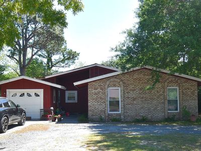 737 Silver Lake Road, Wilmington, NC, 28412