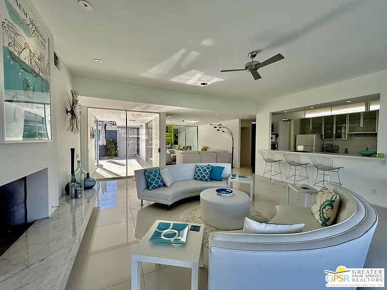 16 Lakeview Cir — Photo 45