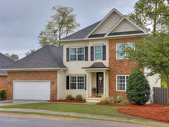 2nd image of 260 Newland Cir
