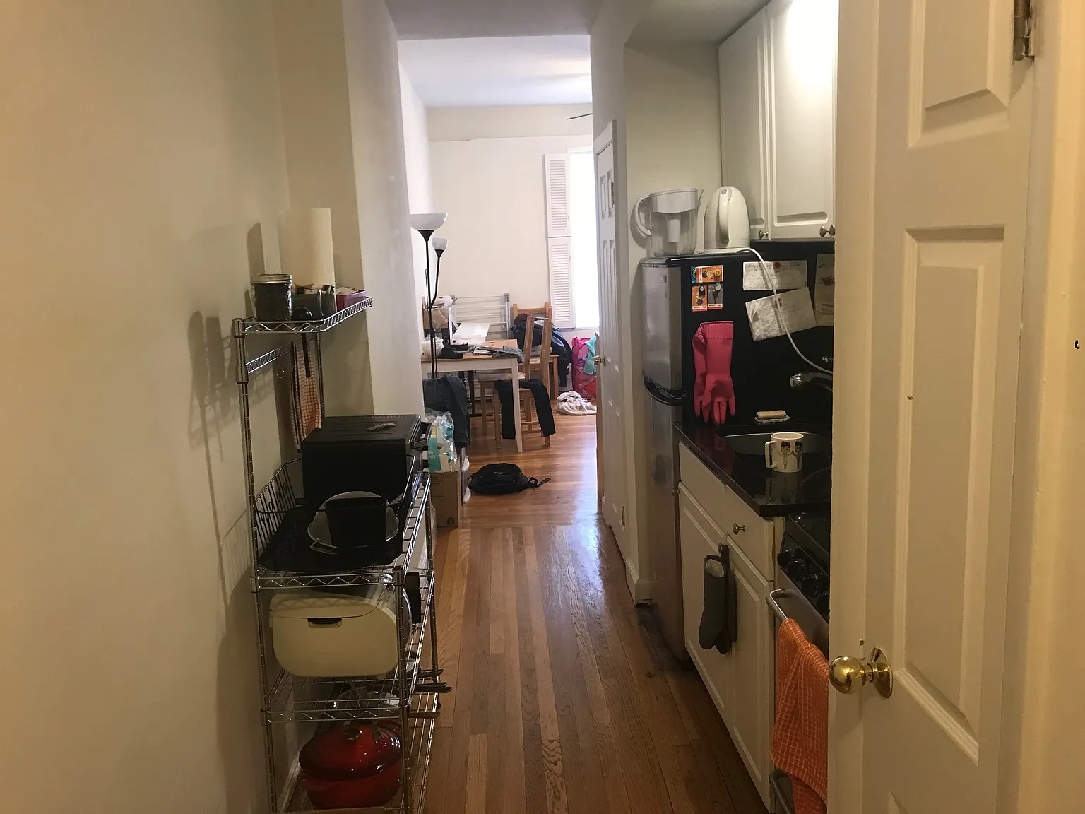 Studio, 10 sqft, $2,400 — Photo 1