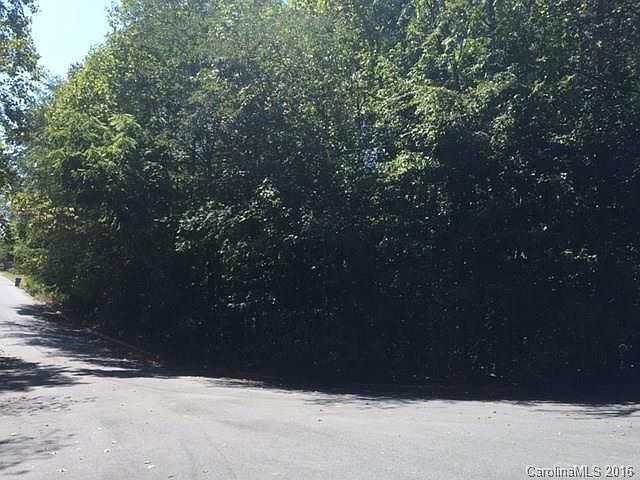 2nd image of 401 Daybrook Dr