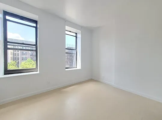 Rented by REAL New York | media 5