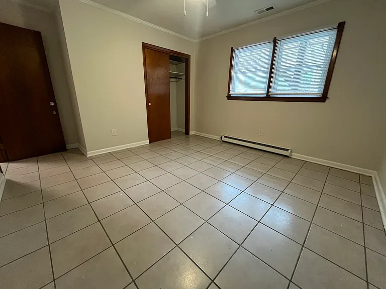 5 Howell St #5 — Photo 8