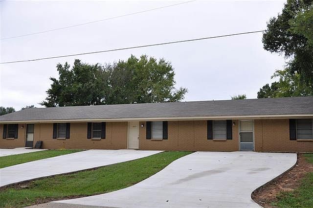 1st image of 300-312 Memory Ln #304