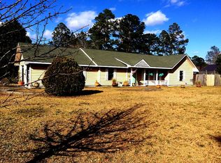 236 Charlton St, Jesup, GA 31545