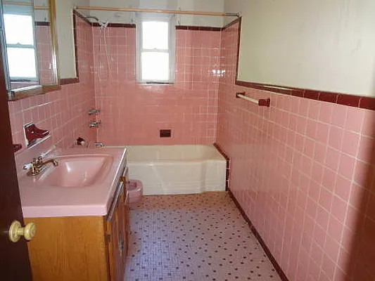 Rented by One Realty Inc | media 17