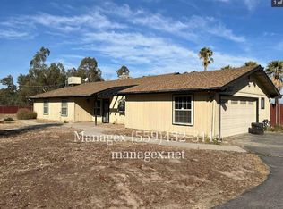 12449 N Friant Rd, Fresno, CA 93730
