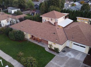 1525 S Cherry St, Cornelius, OR 97113