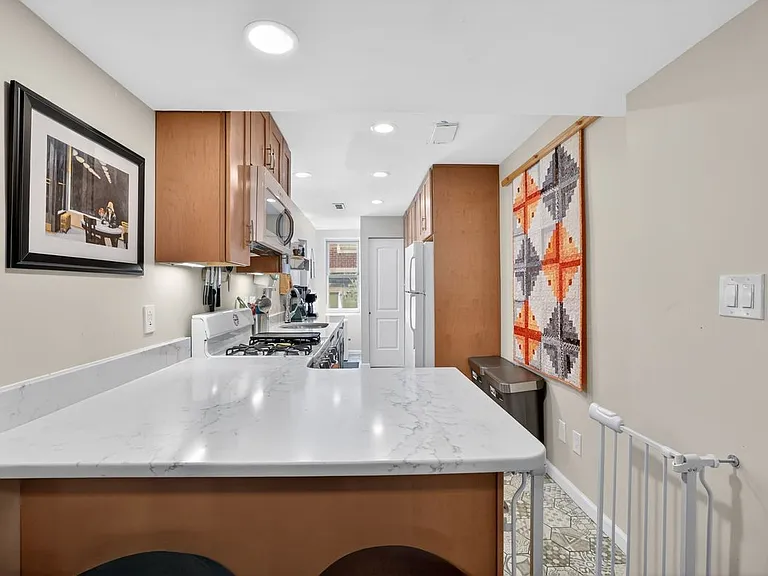 914 N St NW — Photo 33
