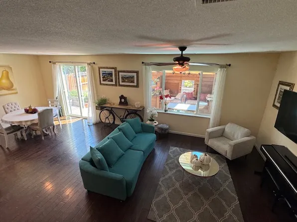 2010 Angel Ridge Dr, Reno, NV 89521