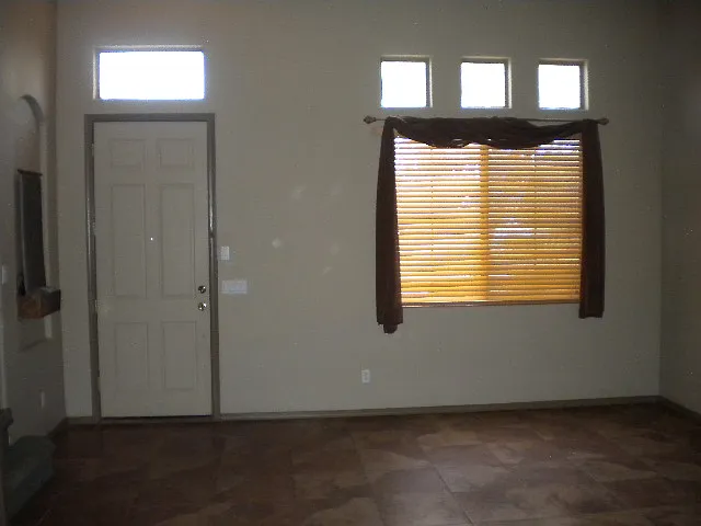 Living Room & Entry 06172014