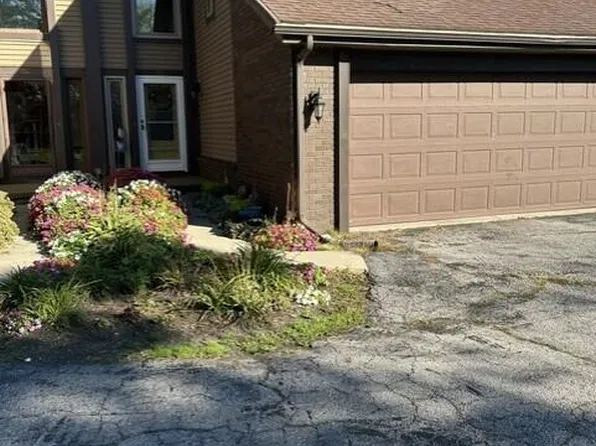 1150 Bernath Pkwy #B, Toledo, OH 43615