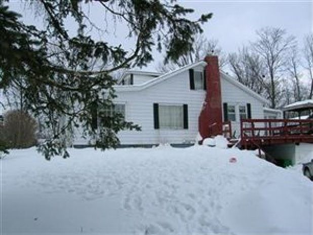 1st image of 72 Lakefield Ln