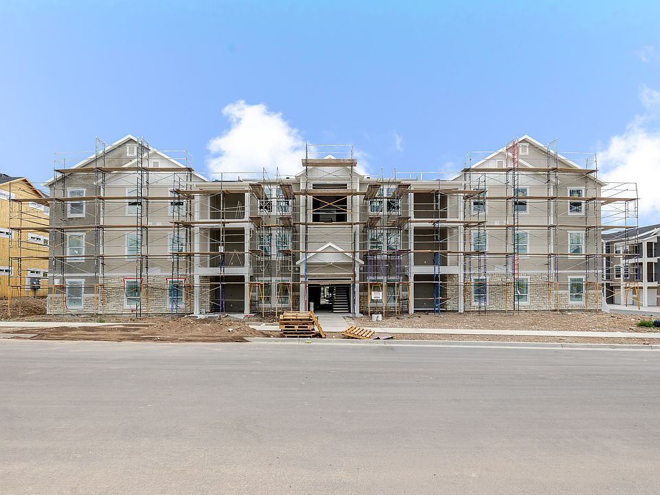 1st image of 6688 W Twin Rocks Ln #C202