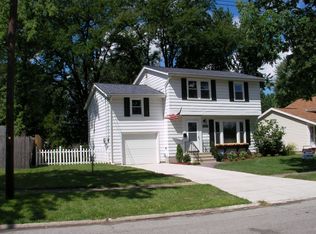 825 Thornwood Blvd, Elyria, OH