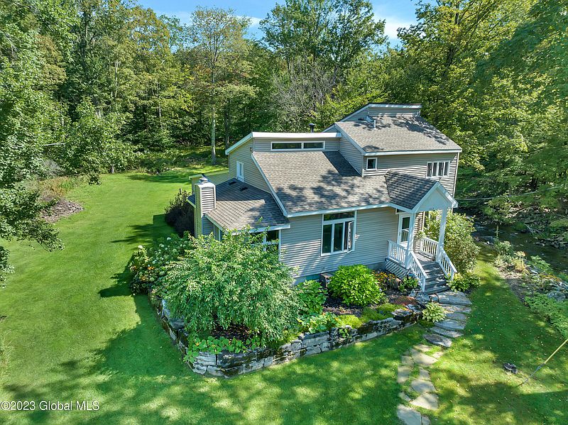 3rd image of 1153 Plank Road