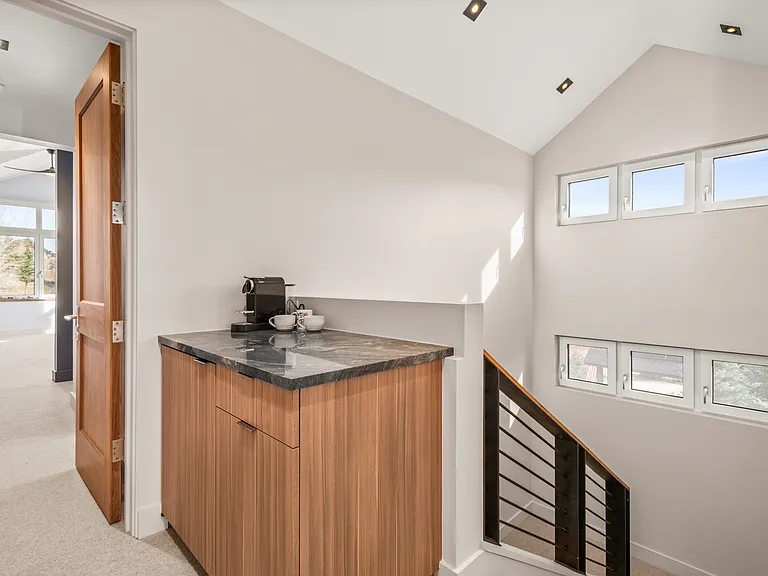 649 Saddleback Rd — Photo 24