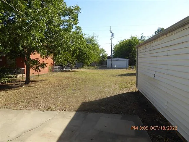 1512 Southwest D Avenue - 1 — Photo 3