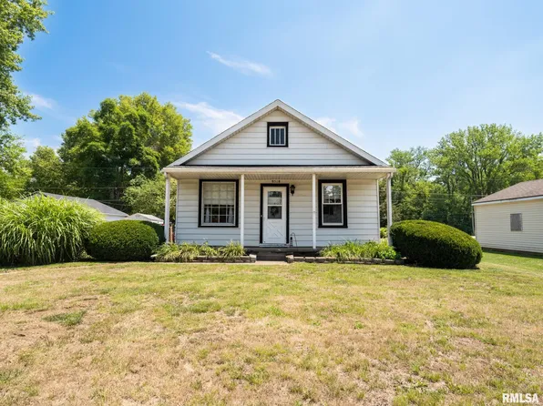 9518 S Robinson Ln, Mapleton, IL 61547