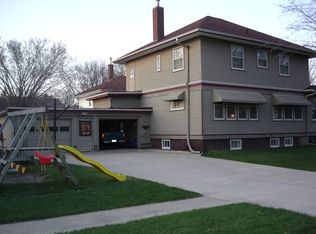 406 N Clark St, Forest City, IA 50436