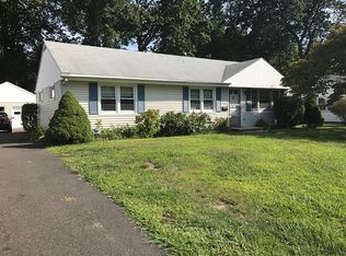 3446 Old Town Rd, Bridgeport, CT 06606