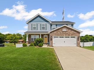 318 Ganim Dr, Shiloh, IL 62221