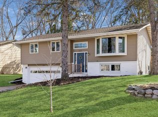 7859 48th Ave N, New Hope, MN 55428