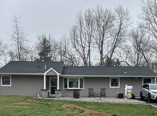 29 Springdale Rd, Kendall Park, NJ 08824