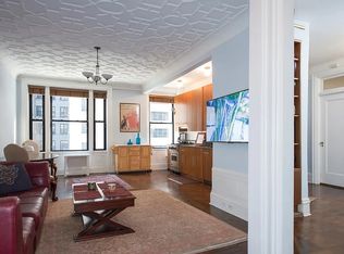 200 W 54th St APT 6D, New York, NY