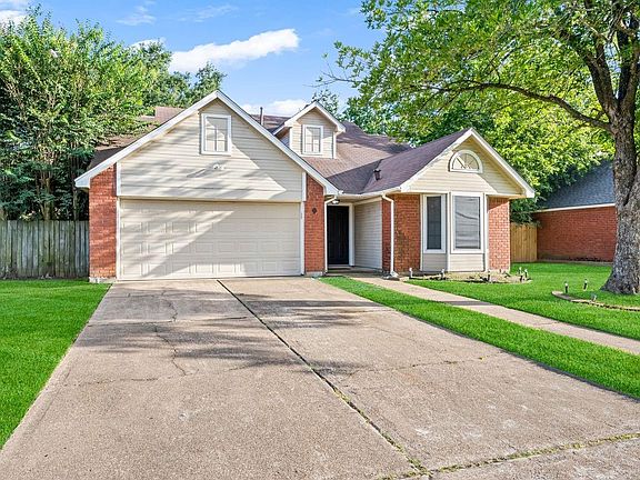 2nd image of 24027 Scrivener Ln