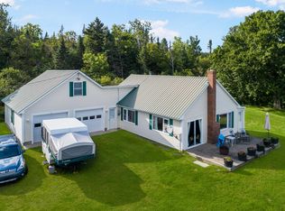 28 Roy Rd, Stewartstown, NH 03576