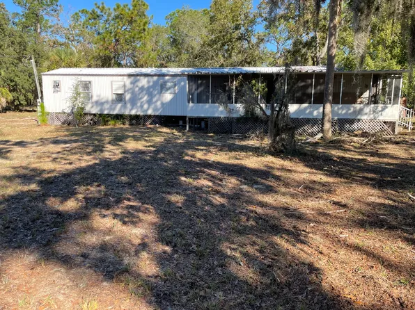 988 N Crystal Crest Ter, Crystal River, FL 34429