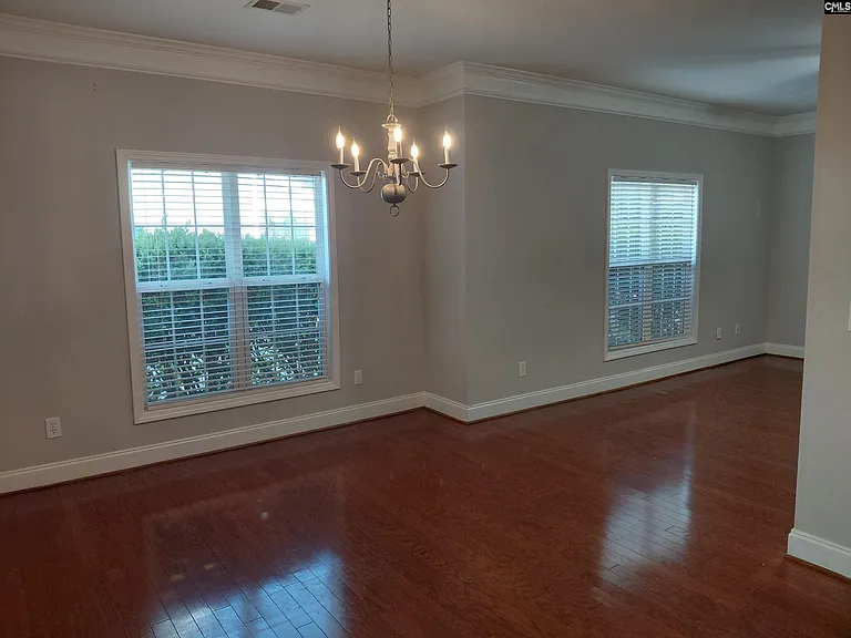 300 Hampton Forest Dr — Photo 7