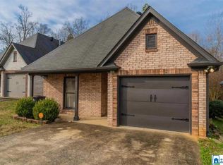 133 Springdale Dr, Mount Olive, AL 35117