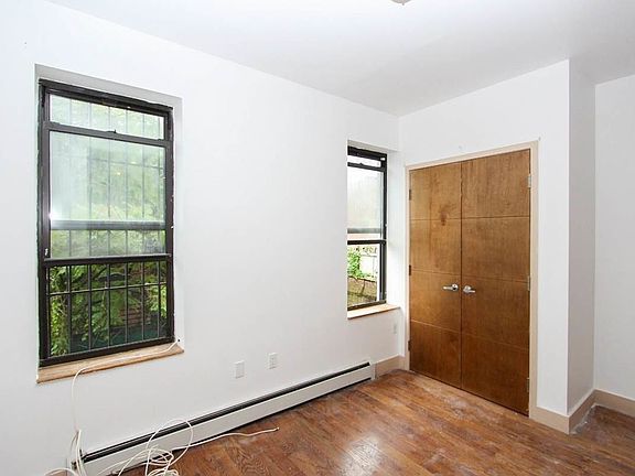 2nd image of 1886 Eastern Pkwy #3TT