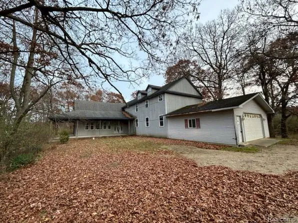 12815 Shaffer Rd, Davisburg, MI 48350