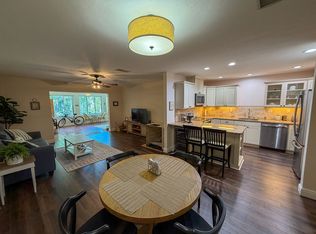 2728 SW 14th Dr, Gainesville, FL 32608