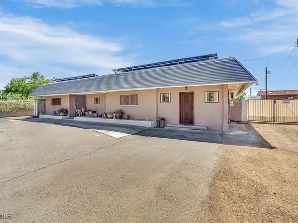 5807 Madre Mesa Dr, Las Vegas, NV 89108