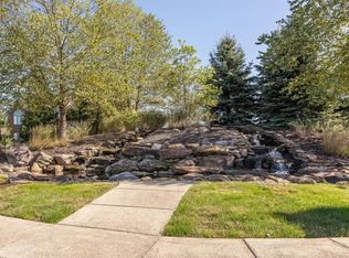 6633 Silver Creek Dr, Indianapolis, IN 46259