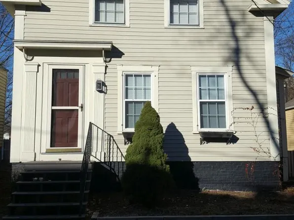 8 Lincoln St, Concord, NH 03301