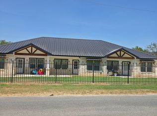 5961 Prairie Rd #3, Von Ormy, TX 78073