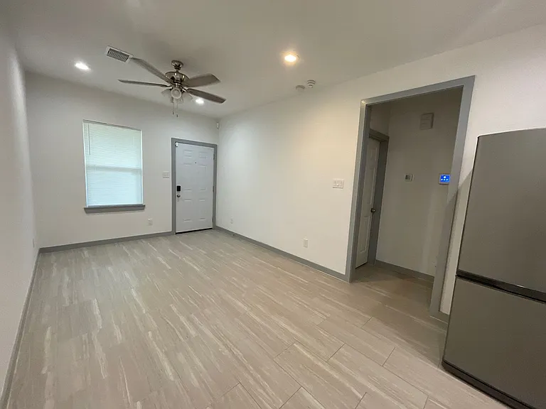 5226 Ridgevan Dr — Photo 19