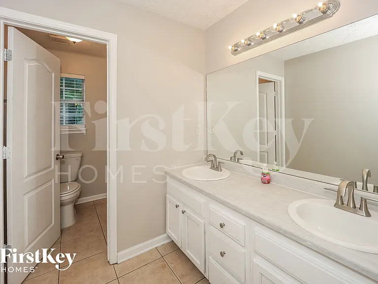 3308 Summer Brooke Ln — Photo 14